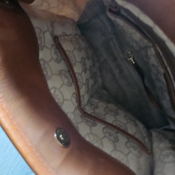 Michael Kors Tan, Cream, and Black Tote - Picture 5 of 6